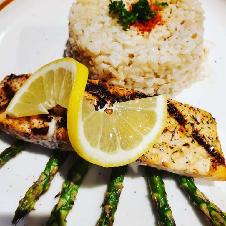 Healthy, Locally Sourced Cuisine for the Whole Family